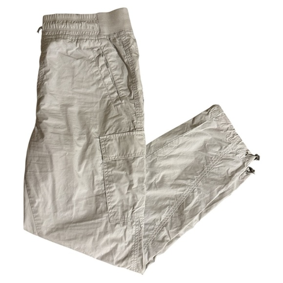 Calvin Klein Cream Cargo Jeans Relaxed Fit - Picture 4 of 6